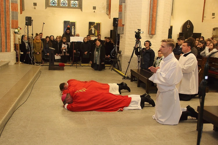 Liturgia Wielkiego Piątku cz. 1