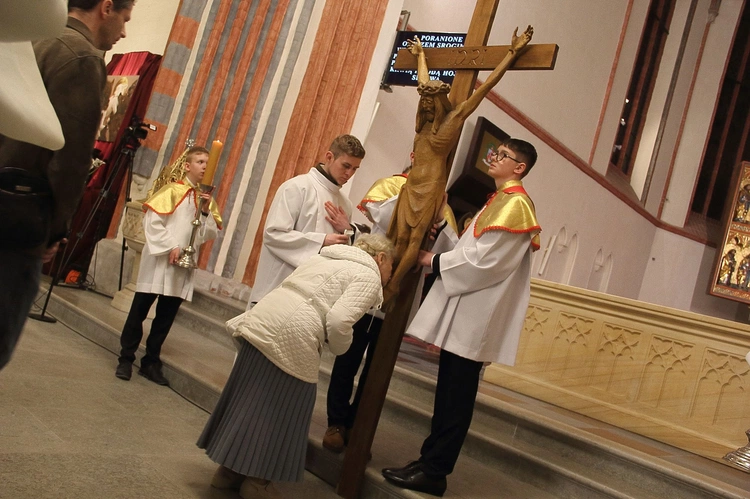 Liturgia Wielkiego Piątku cz. 2