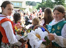 Biały Dunajec. Koszyczek z 1945 r., baranek z masła, czyli tradycyjna góralska kosołecka
