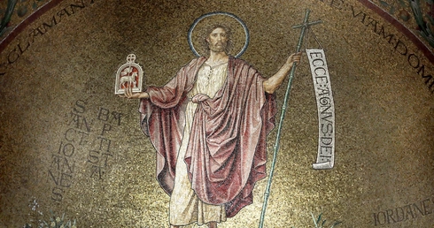 Radości i nadziei z faktu, że Miłość pokonała śmierć wszystkim Czytelnikom życzy także redakcja "Gościa Łowickiego". 