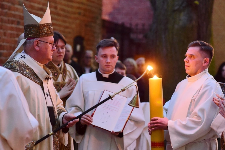 Liturgia Wigilii Paschalnej