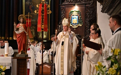 Abp Wojda: Pusty grób przekazuje nam wszystko, czego potrzebujemy