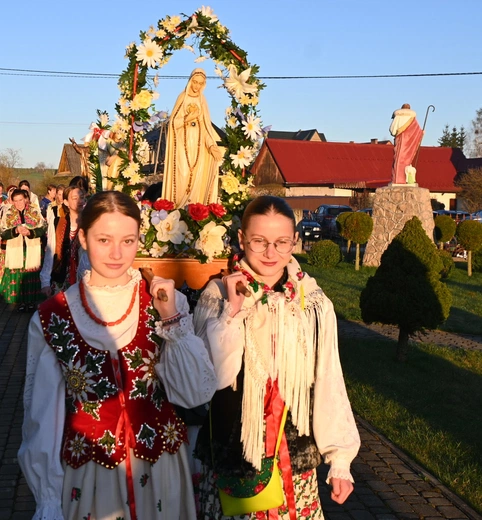 Poranna rezurekcja w Miętustwie