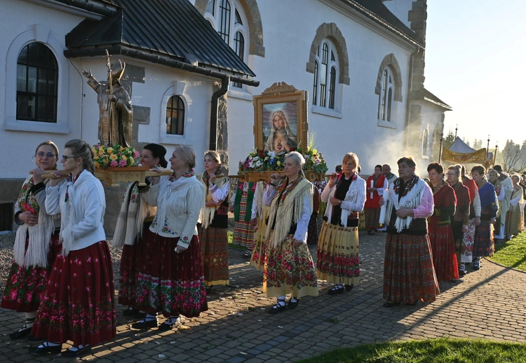 Poranna rezurekcja w Miętustwie