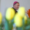 Z darem modlitwy i życzeniami