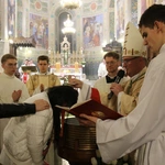 Płock. Wigilia Paschalna w katedrze