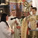 Płock. Wigilia Paschalna w katedrze