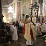 Płock. Wigilia Paschalna w katedrze