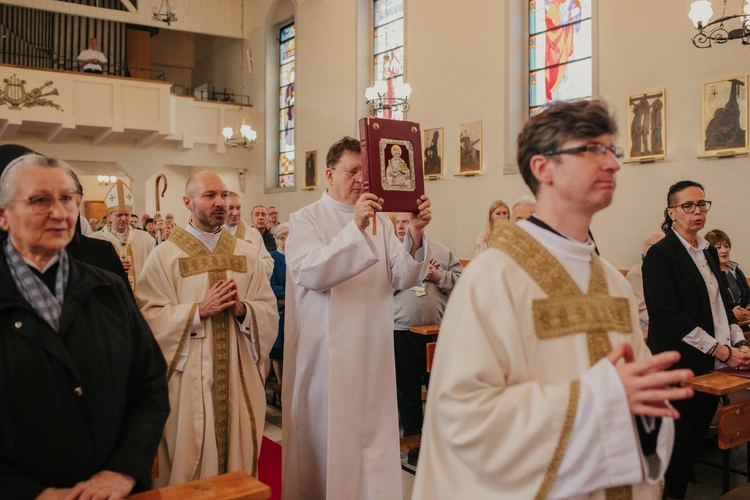 Msza św. w kościele Chrystusa Króla w Gdańsku w Poniedziałek Wielkanocny