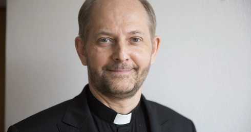 Rzecznik Episkopatu: troska o ubogich i odrzuconych była priorytetem pontyfikatu papieża Franciszka