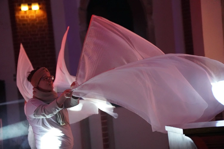 Uwielbienie Wielkanocne w kościele pw. NMP na Piasku we Wrocławiu 