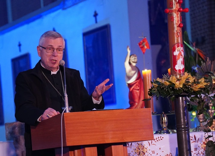 Uwielbienie Wielkanocne w kościele pw. NMP na Piasku we Wrocławiu 