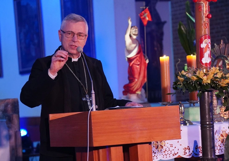 Uwielbienie Wielkanocne w kościele pw. NMP na Piasku we Wrocławiu 