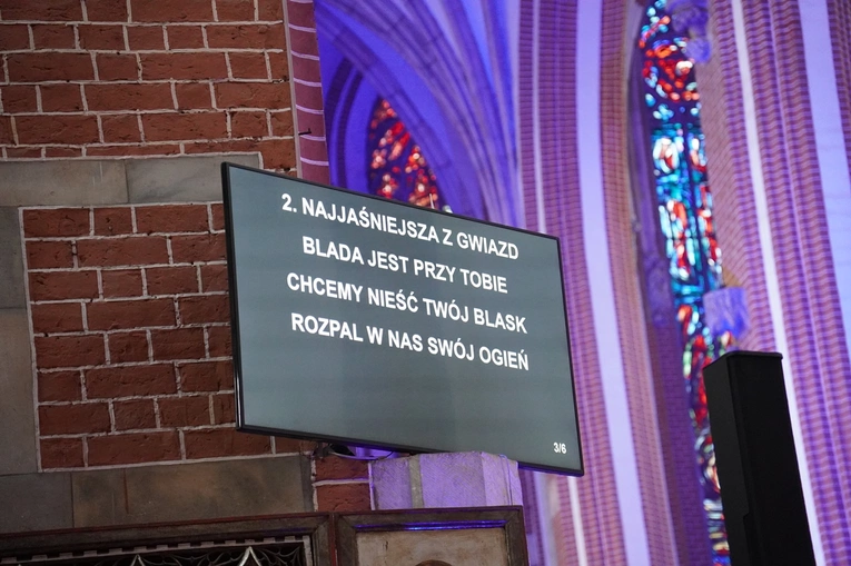 Uwielbienie Wielkanocne w kościele pw. NMP na Piasku we Wrocławiu 