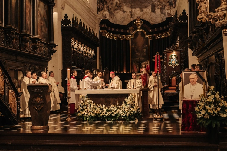 Msza św. w intencji zmarłego papieża Franciszka