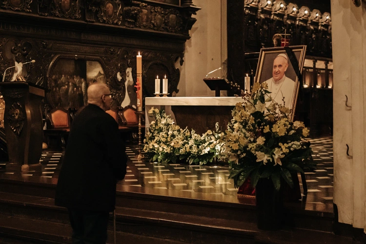 Msza św. w intencji zmarłego papieża Franciszka