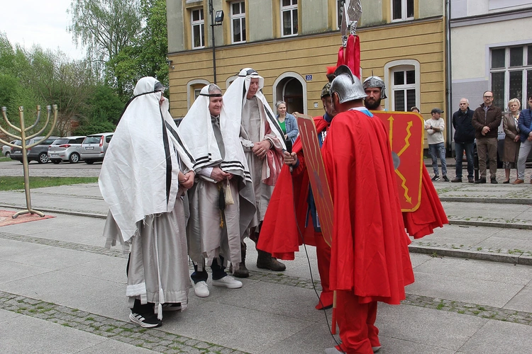 Inscenizacja Zmartwychwstania Pańskiego, cz. 1