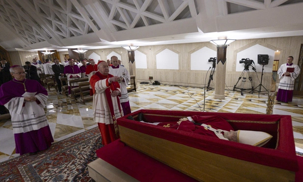 Msza św. pogrzebowa Franciszka w sobotę 26 kwietnia