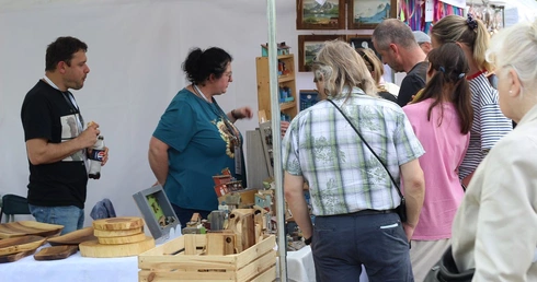 Odpustowy jarmark Emaus