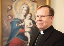 Abp Gintaras Grušas dla „Gościa Niedzielnego”: W samym sercu cierpienia objawia się miłosierdzie Boże 