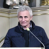 Obiecywał sobie, że nigdy  nie będzie  pił jak jego ojciec, ale życie  napisało  swój scenariusz.