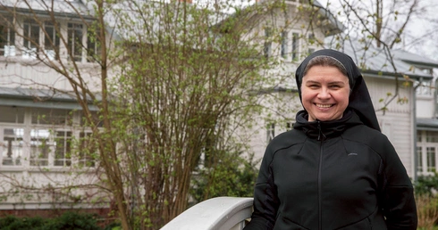  S. Marietta chętnie oprowadza po domu, w którym Faustyna spędziła rok. 