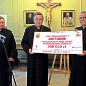 Bolączką powodzian  jest brak finansów  i brak firm  na rynku.  Tym bardziej cenią każdą złotówkę.