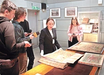 Bezcenne zbiory potrafią zafascynować nie tylko miłośników historii.