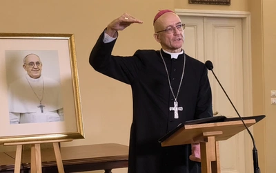 Abp Galbas: Franciszek - proboszcz świata, który dał nadzieję