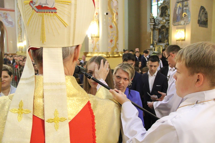 Bierzmowanie w Porąbce Uszewskiej 2025