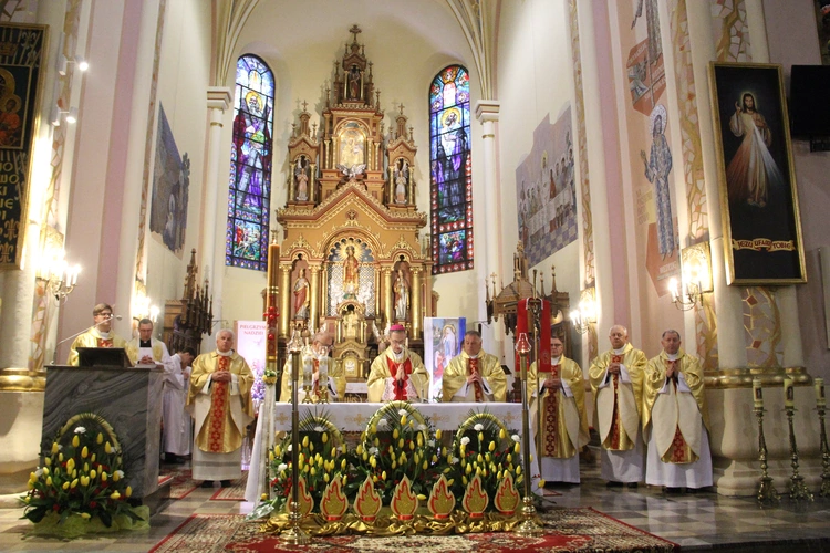 Bierzmowanie w Porąbce Uszewskiej 2025