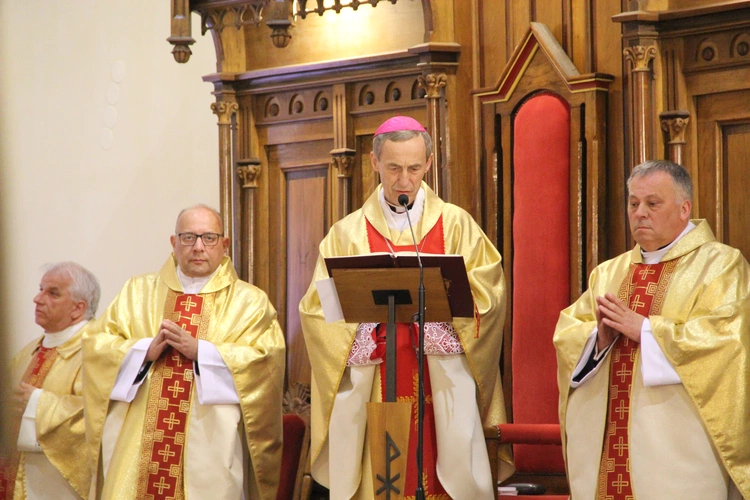 Bierzmowanie w Porąbce Uszewskiej 2025