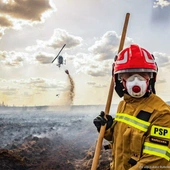 Gaszenie pożaru trzcinowisk