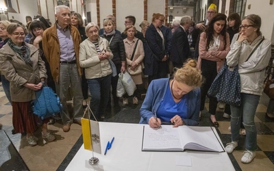 Warszawiacy modlili się za Franciszka