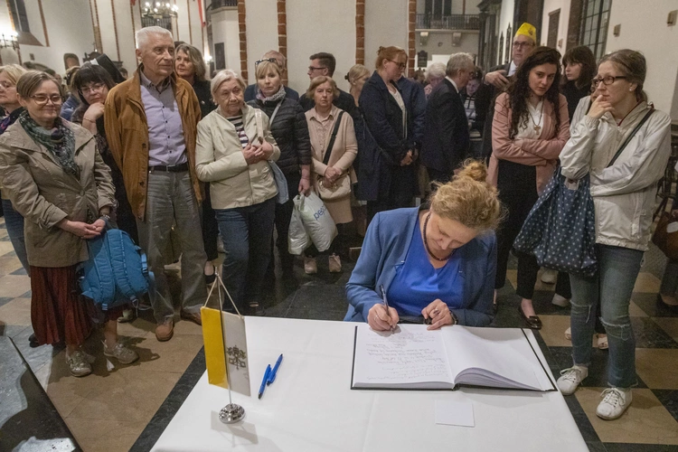 Warszawiacy modlili się za Franciszka