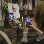 Warszawiacy modlili się za Franciszka