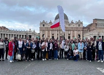 Nieplanowane pożegnanie - pielgrzymka KUL w cieniu śmierci papieża Franciszka 