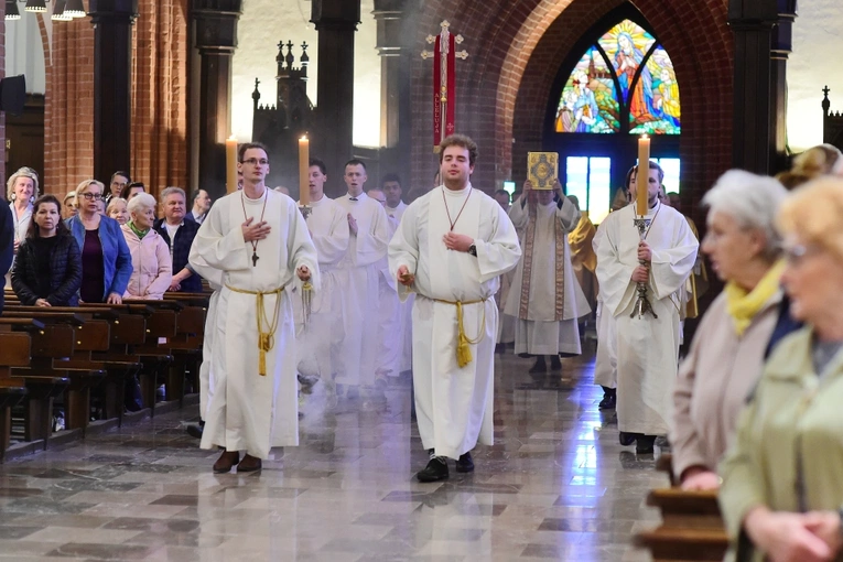 Msza św. w intencji śp. papieża Franciszka