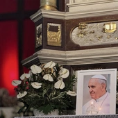 Msza żałobna w intencji papieża