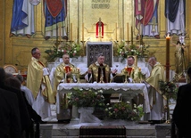 Abp Kupny: Droga naszych rodaków na Sybir była drogą przez ciemną dolinę