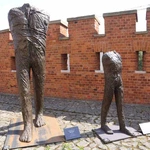Wystawa rzeźb Magdaleny Abakanowicz