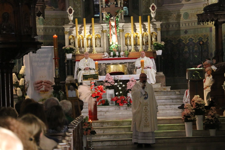 Płock. Msza za Ojca Świętego