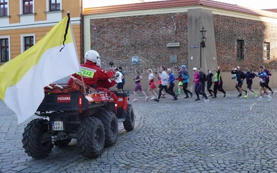 V Sztafeta na Jasną Górę im. Szymka Łąka. Dla chorych dzieci, z pamięcią o papieżu Franciszku