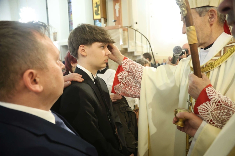 Bierzmowanie w Dąbrowie Tarnowskiej