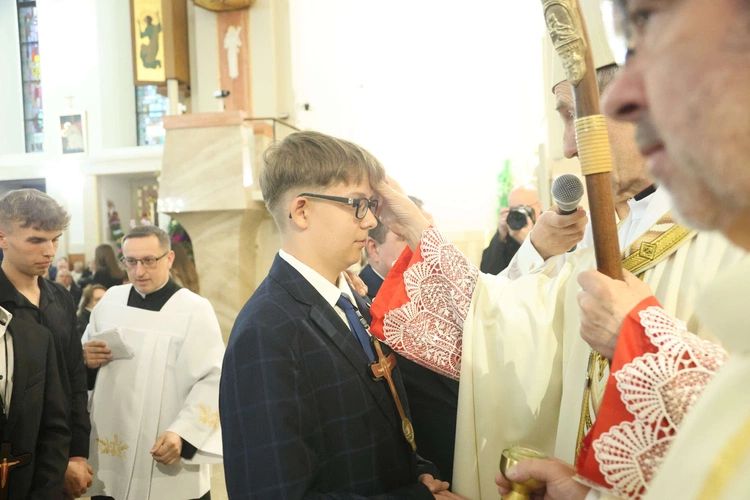 Bierzmowanie w Dąbrowie Tarnowskiej