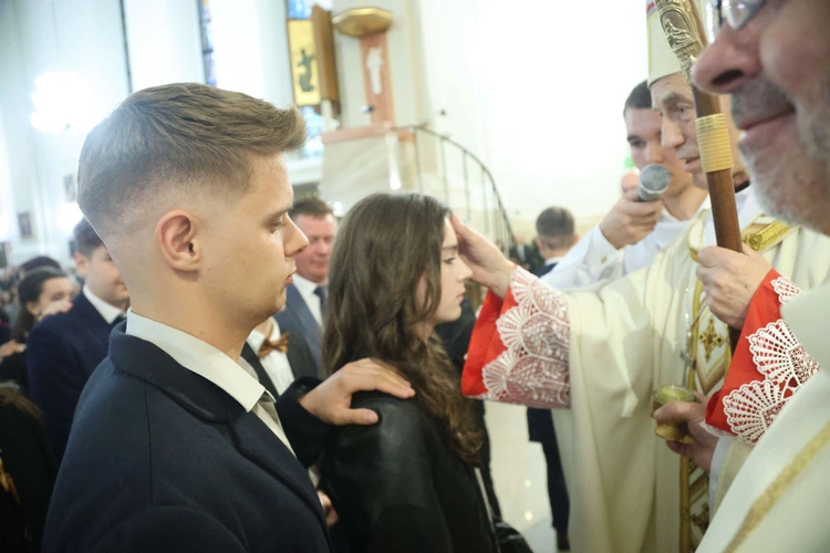 Bierzmowanie w Dąbrowie Tarnowskiej