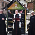 Lodówka społeczna "Serce w słoiku"