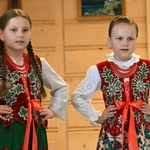 Ze śpiewem i muzyką