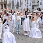 Róża dla Jezusa 2025