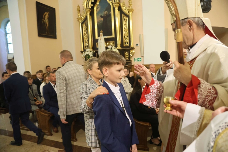 Bierzmowanie w Oleśnie